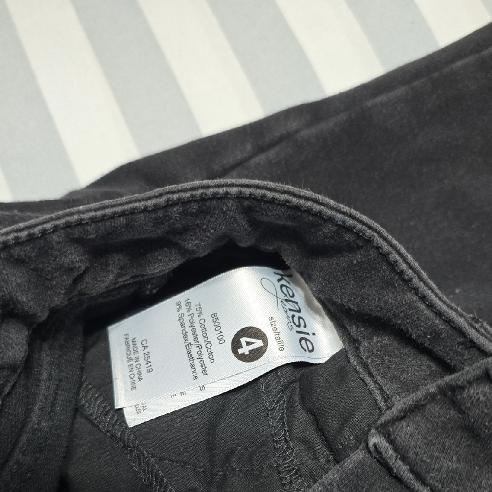 Kensie Charcoal Pants - Picture 2 of 6